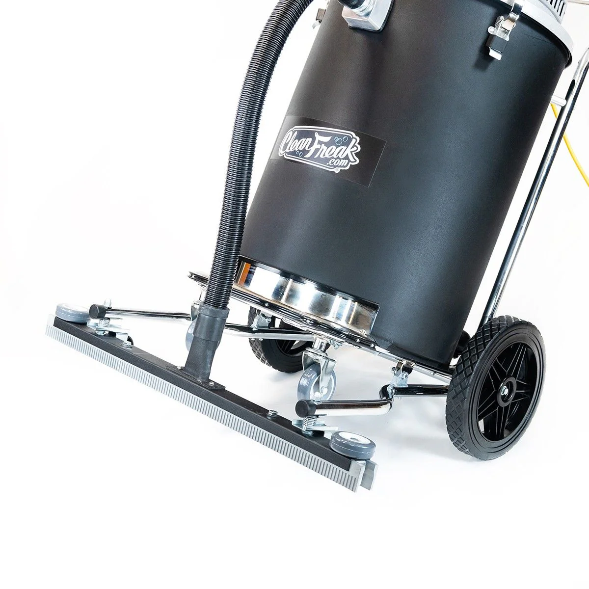 CleanFreak® Wet / Dry Vacuum w/ Front Mount Squeegee - 19 Gallons - Image 4