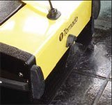 Tornado® 'BR 13/1' Compact Walk Behind Cylindrical Floor Scrubber w/ Brushes - 1 Gallon - Image 2