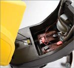 Tornado® 'BR 22/14T' Traction Drive Automatic Cylindrical Floor Scrubber w/ Brushes - 14 Gallons - Image 2